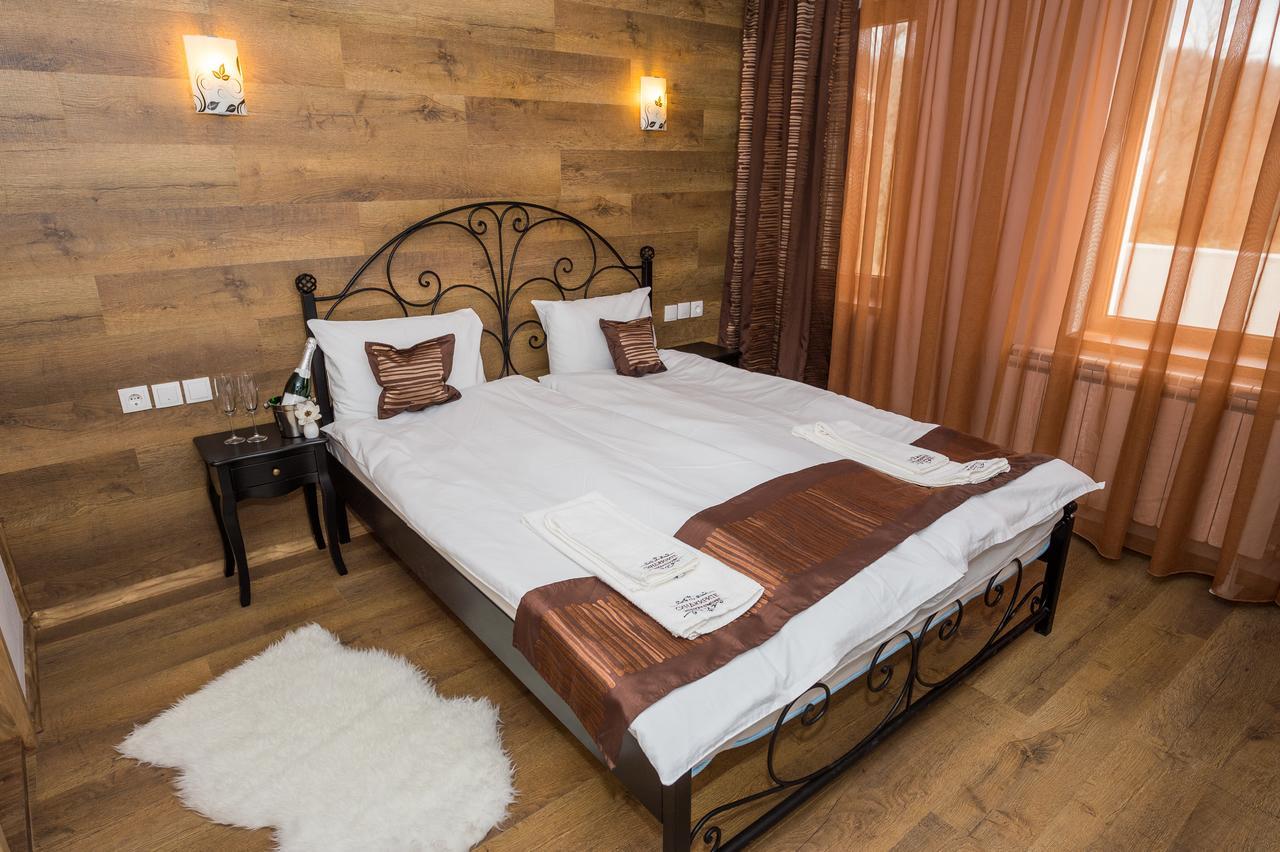 Sinjirite Complex Hotel Elena Luaran gambar