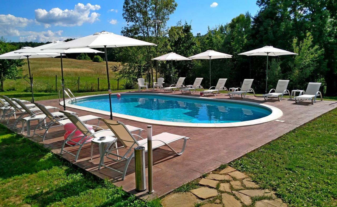 Sinjirite Complex Hotel Elena Luaran gambar